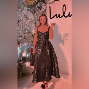 Dramatically Romantic Black Floral Jacquard Bustier Midi Dress